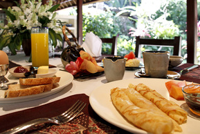 Villa Pantulan - Breakfast